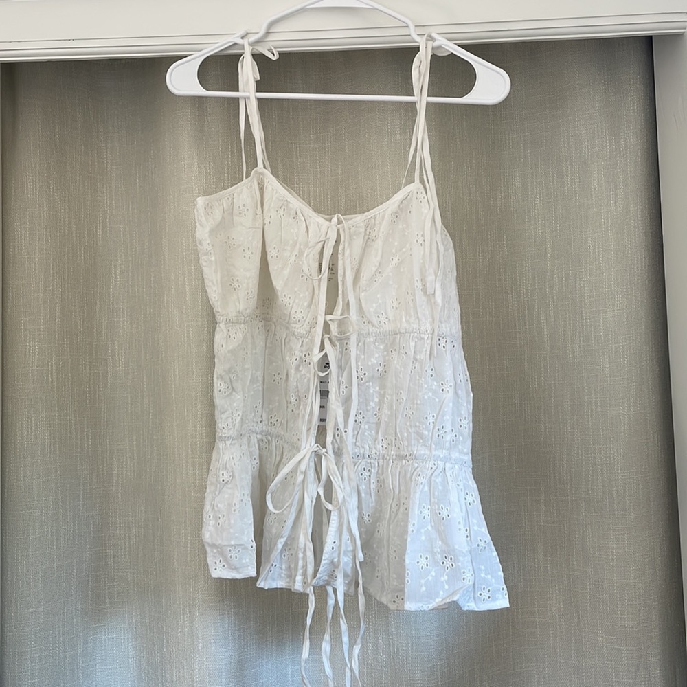NWT - PQ white eyelet tie tank top - size m/l